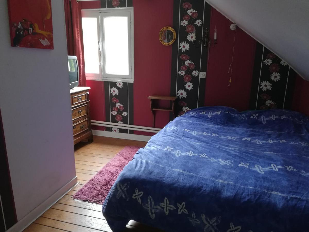 Propriete Bordee D'Etangs, Propice A La Detente Florenville Exterior foto