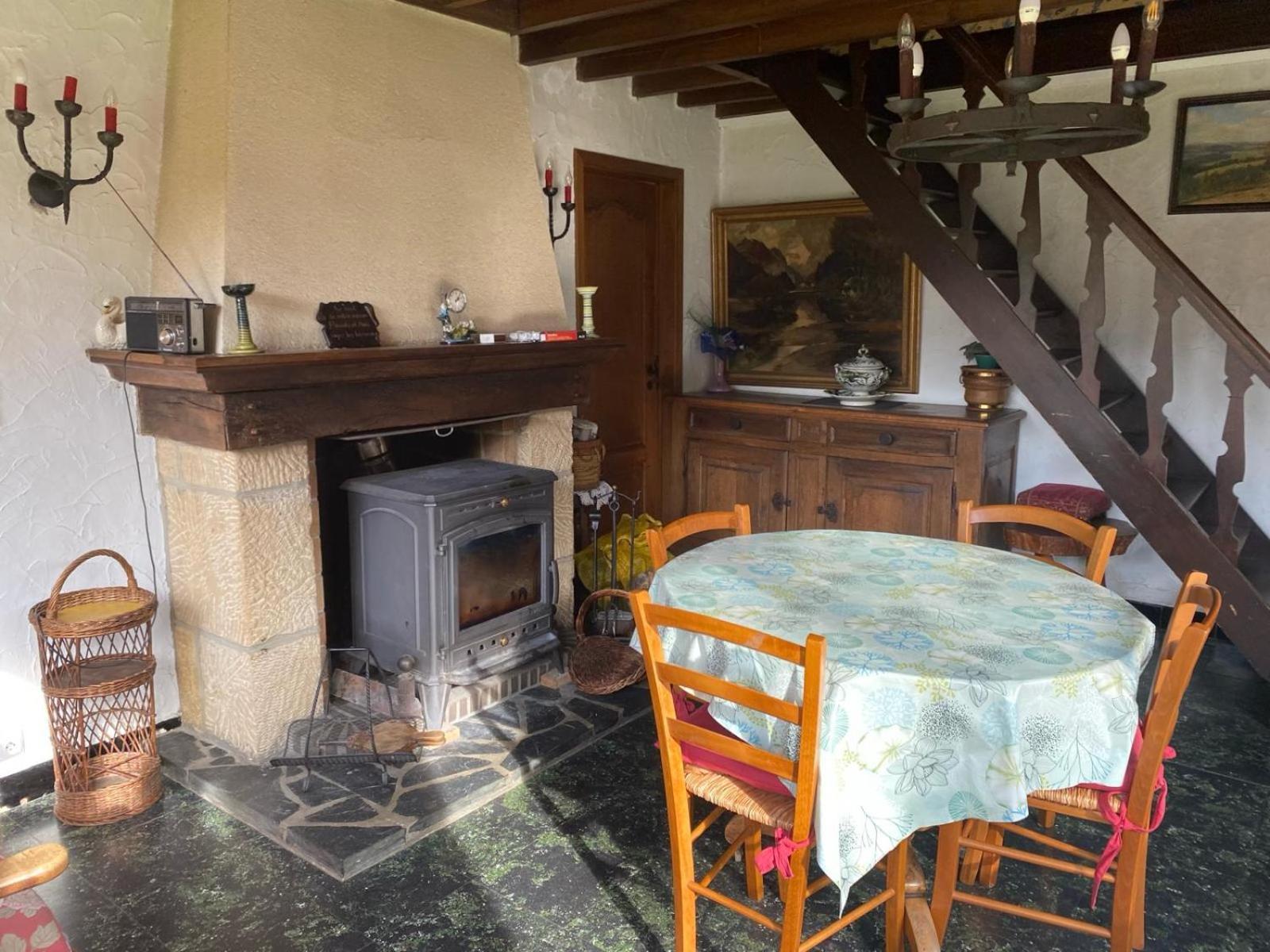 Propriete Bordee D'Etangs, Propice A La Detente Florenville Exterior foto
